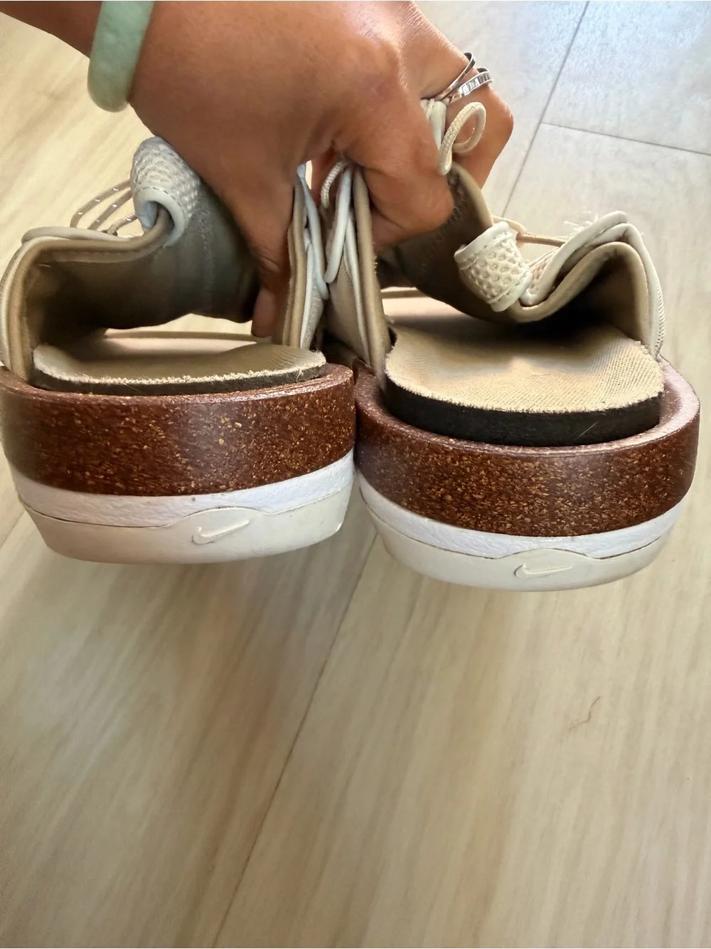 Nike Offline 2.0 Beige Slides Sandals